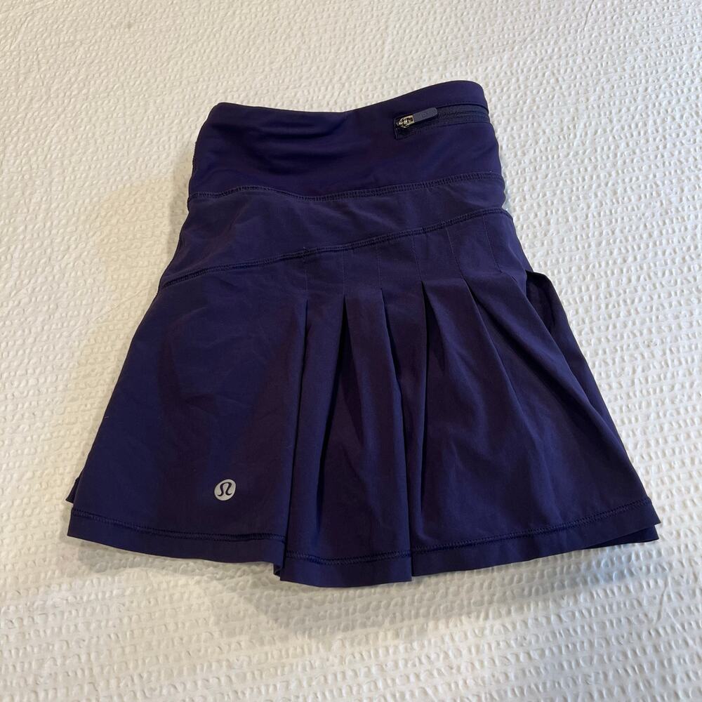 Lululemon Circuit Breaker Skirt 8 women